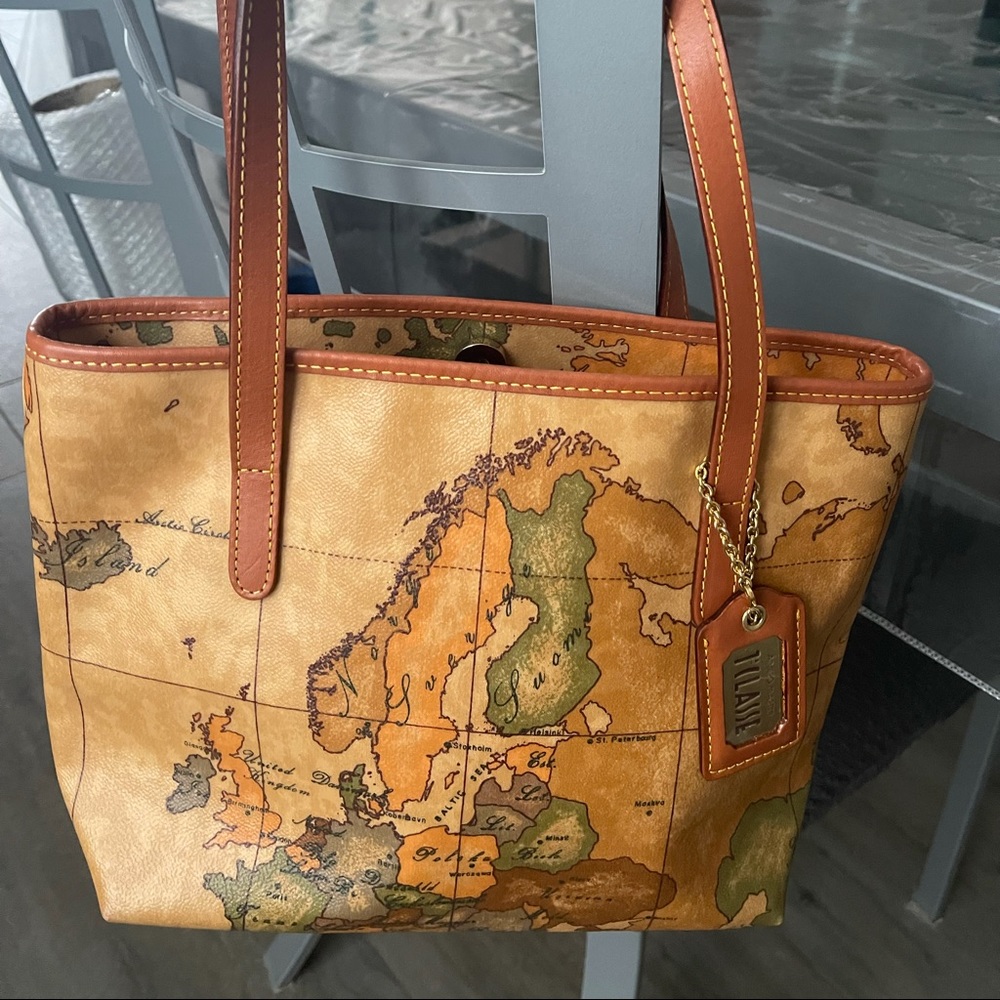 Alviero Martini Prima classe handbag